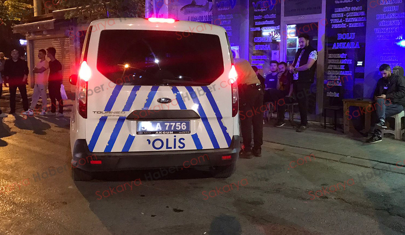 Akyazı'da maç sonrası kavgada 1 kişi ağır yaralandı