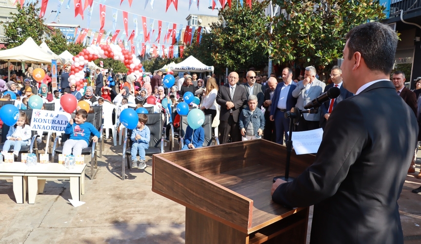 Akyazı'da okul öncesi eğitim şenliği düzenlendi