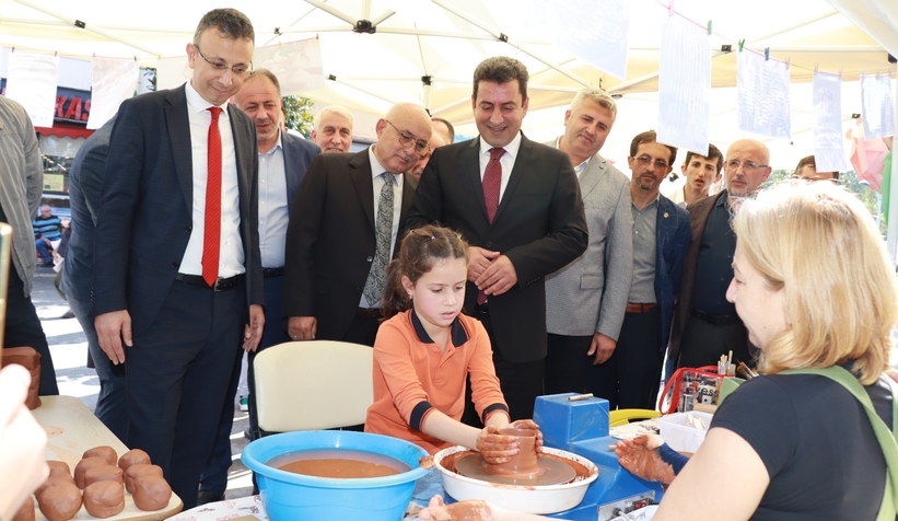 Akyazı'da okul öncesi eğitim şenliği düzenlendi