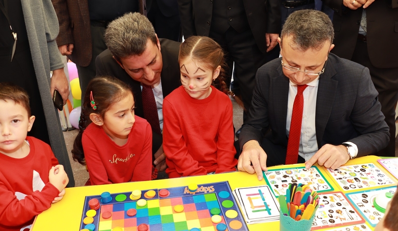 Akyazı'da okul öncesi eğitim şenliği düzenlendi