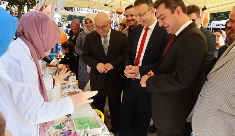 Akyazı'da okul öncesi eğitim şenliği düzenlendi