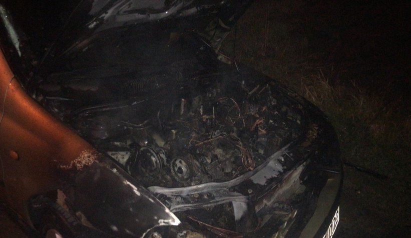 Akyazı'da otomobilde yangın