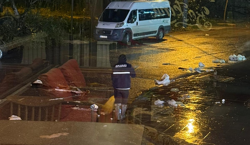 akyazi-da-pazarciya-cop-tepkisiv0dhcdzyc0