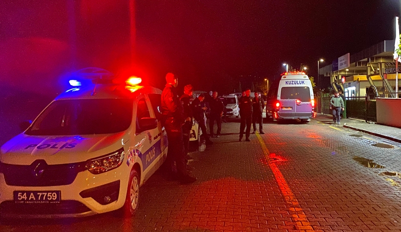 akyazi-da-polis-ogrencilerin-guvenligi-icin-denetim-yapiyoroxvjogd3cu