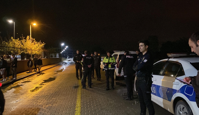 akyazi-da-polis-ogrencilerin-guvenligi-icin-denetim-yapiyoroxvjogd3cu