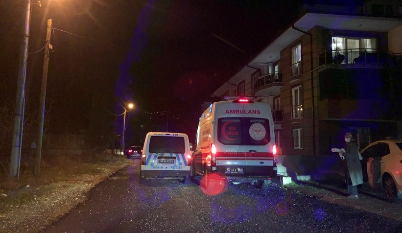 Akyazı'da silahlı saldırı ihbarı ekipleri alarma geçirdi