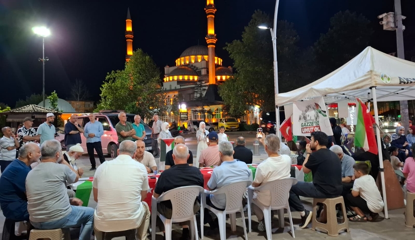 Akyazı'da STK'lardan Gazze için vicdan nöbeti