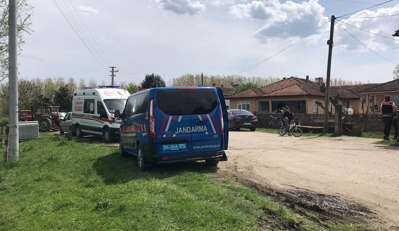 akyazi-da-tek-katli-ev-yandiz3fhu2q5mw