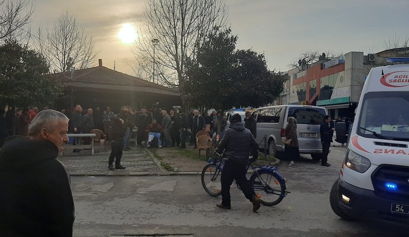 Akyazı'da silahlı saldırı 2 yaralı