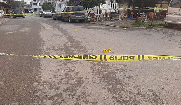 Akyazı'da silahlı saldırı 2 yaralı