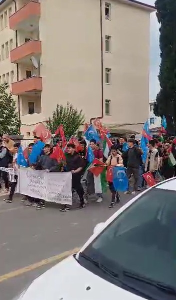 akyazi-da-universiteliler-filistin-ve-dogu-turkistan-icin-yurududi9qzwf1ek