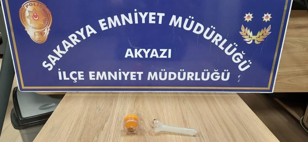 akyazi-da-uyusturucu-operasyonlari-64-kisi-yakalanditug5bxhvyk