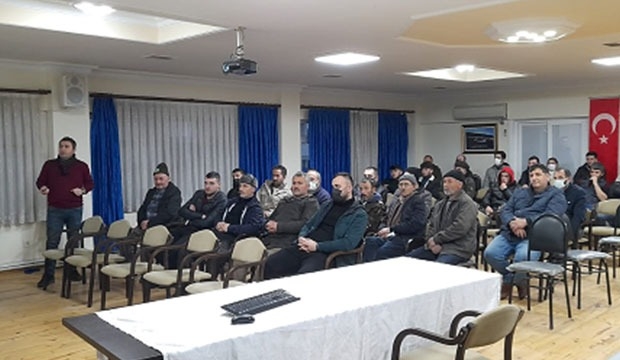 akyazi-da-vatandaslara-orman-yanginlarina-mudahale-egitimiczk1sjvjuw