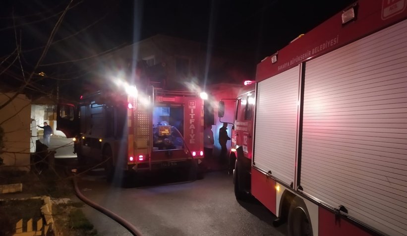 Akyazı'da yangın paniği