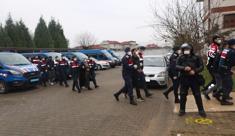 Akyazı'daki dev operasyonda 11 kişi tutuklandı