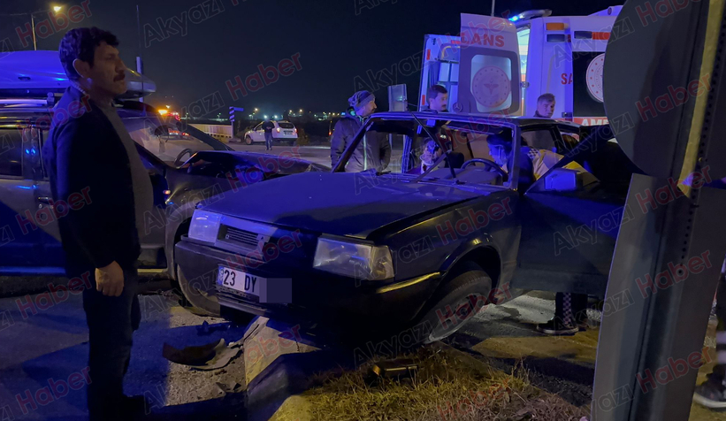 akyazi-daki-olum-kavsaginda-kaza-3-yaraliwks2am5boe