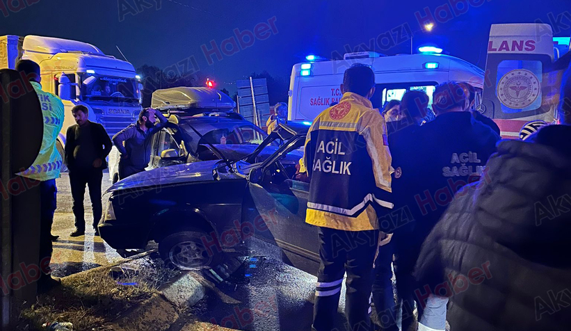 akyazi-daki-olum-kavsaginda-kaza-3-yaraliwks2am5boe