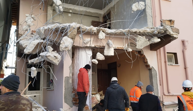 Akyazı'dan depremzedelerin yardımına koşmuşlardı, yaşadıklarını anlattılar