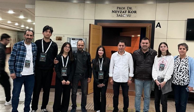 akyazi-eyyup-genc-fen-lisesi-ogrencilerinden-buyuk-basaridhvmsjg1wh