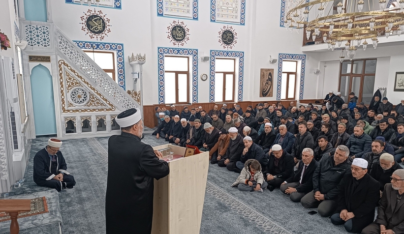 Akyazı Güneş Camii ibadete açıldı
