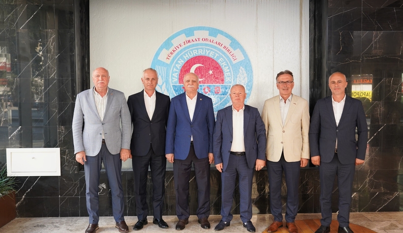 Akyazı heyetinden TZOB Genel Başkanı Şemsi Bayraktar'a ziyaret