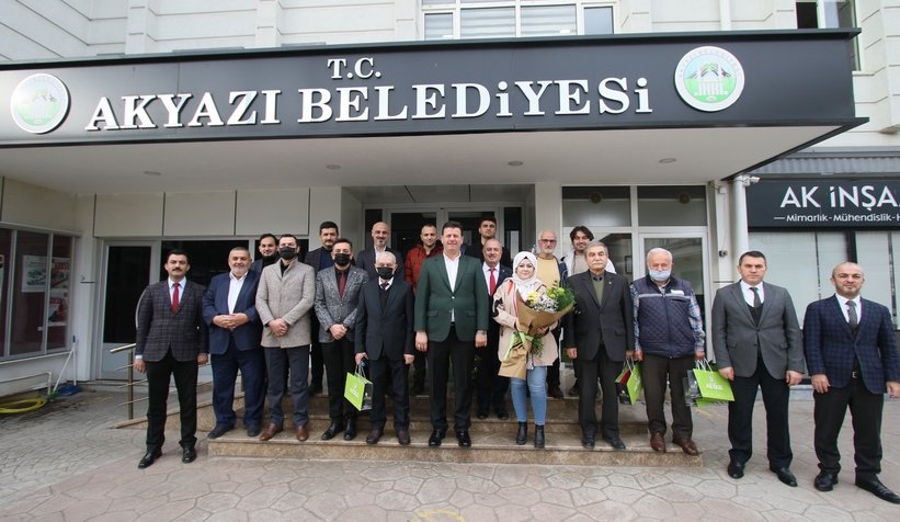 akyazi-icin-en-guzelini-yapmaya-devam-ediyoruzclldaexnnt