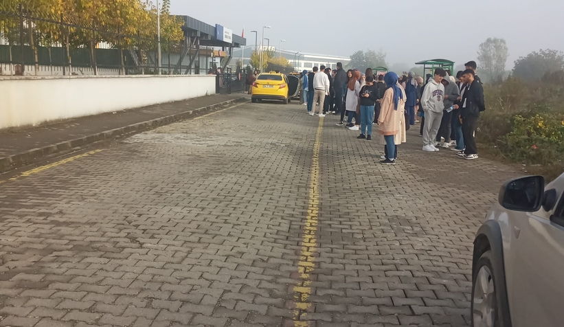 akyazi-kyk-da-ogrencilerin-toplu-ulasim-cilesicehqmwxmtj