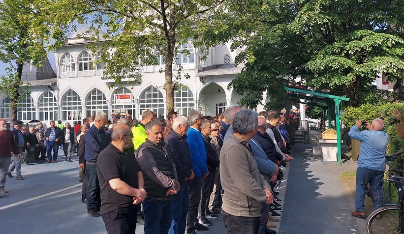akyazi-mudur-bulent-gunduz-u-gozyaslariyla-ugurladiztdnsvdkng