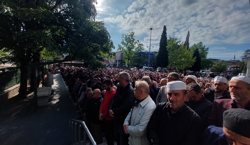 akyazi-mudur-bulent-gunduz-u-gozyaslariyla-ugurladiztdnsvdkng