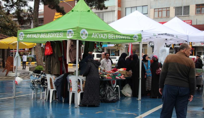 Akyazı Müftülüğü'nden Gazze için yardım kermesi