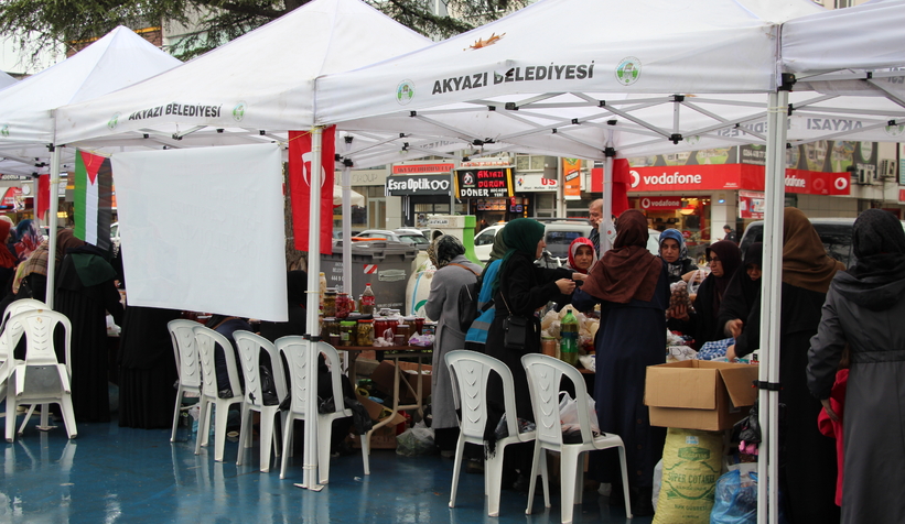 Akyazı Müftülüğü'nden Gazze için yardım kermesi