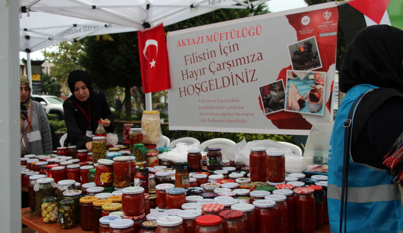 Akyazı Müftülüğü'nden Gazze için yardım kermesi