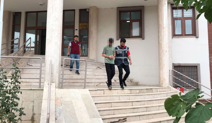 akyazi-polisi-firariyi-yakaladimnzlk1bdbv