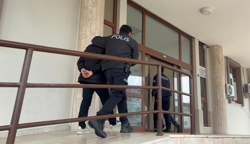 akyazi-polisinden-uyusturucu-operasyonuk09bzm0xnm