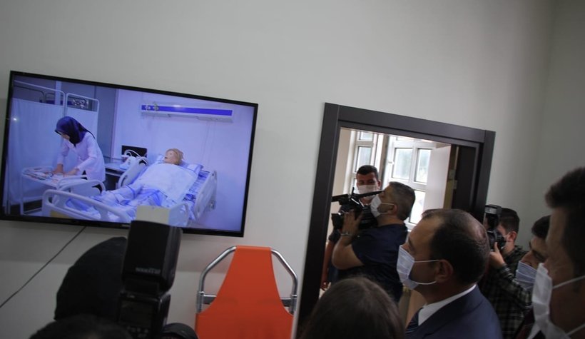 Akyazı Sağlık Bilimleri Fakültesi ve Sağlık Hizmetleri MYO açıldı