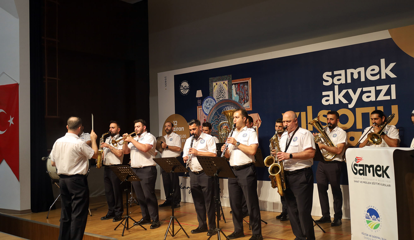 akyazi-samek-te-yil-sonu-sergisirezla2rxr2