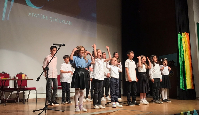 akyazi-sgmde-yilsonu-programi-coskususvbezepzml
