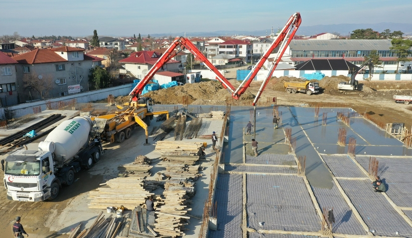 akyazi-spor-kompleksi-2023te-hizmete-girecekzstyrhpszu