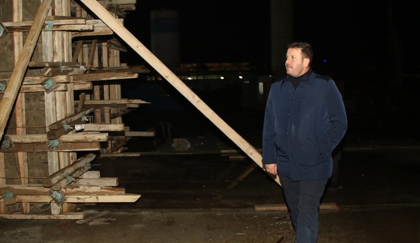 akyazi-spor-kompleksi-nin-ilk-kat-kaba-insaati-tamamlandisxhkb3rom2