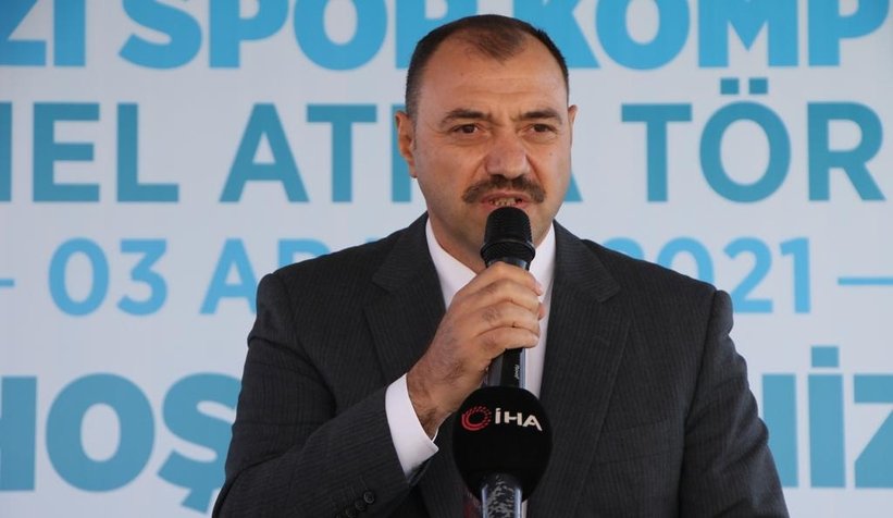 akyazi-spor-kompleksi-nin-temeli-atildimgrum25vaw
