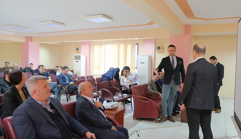 akyazi-ticaret-ve-sanayi-odasi-nda-ges-calistay-i-duzenledis0p3ditmzh