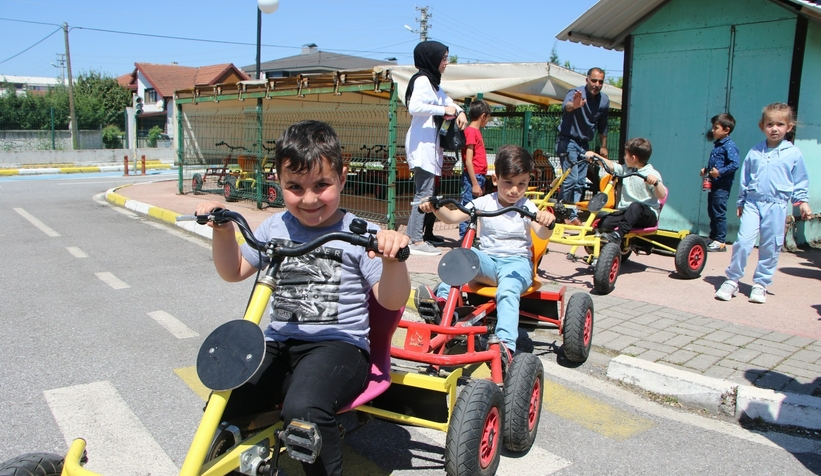  Akyazı Trafik Park'a yoğun ilgi