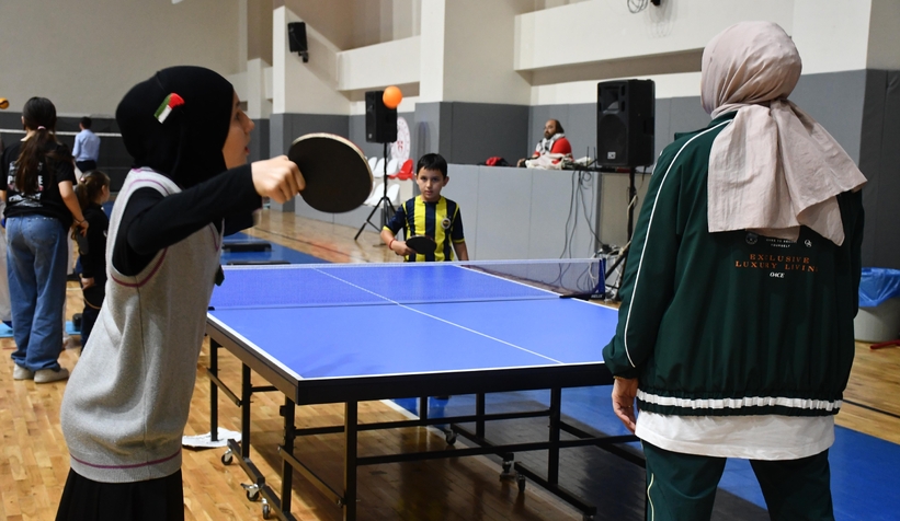 akyazida-amator-spor-haftasi-coskusu-sporun-birlestirici-gucu-salona-sigmadioetwz21ese