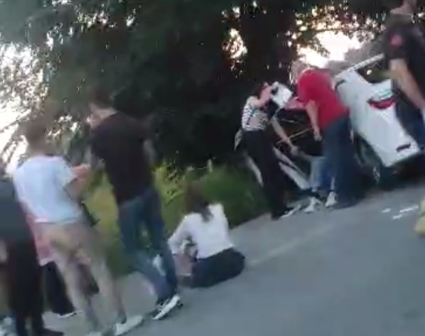 Akyazıda feci kaza: 4 yaralı