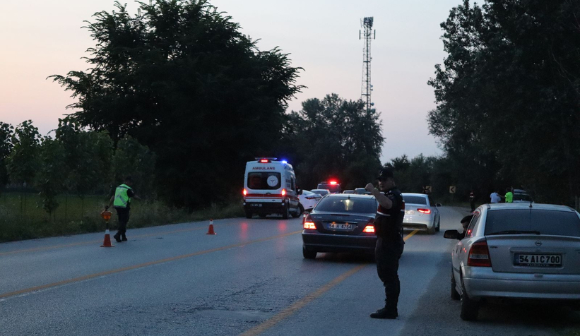 Akyazıda feci kaza: 4 yaralı