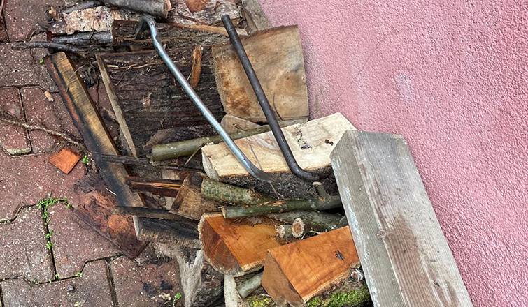 Akyazıda hırsızlık girişimi