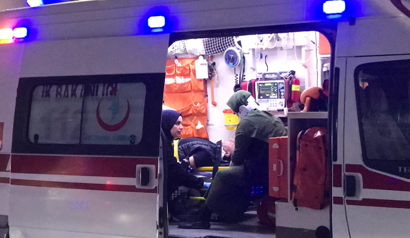 Akyazıda kaza: 5 yaralı