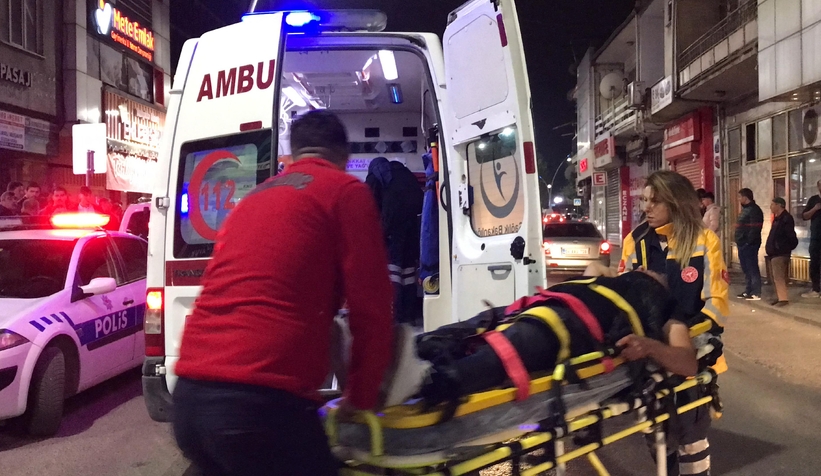 Akyazıda kaza: 5 yaralı