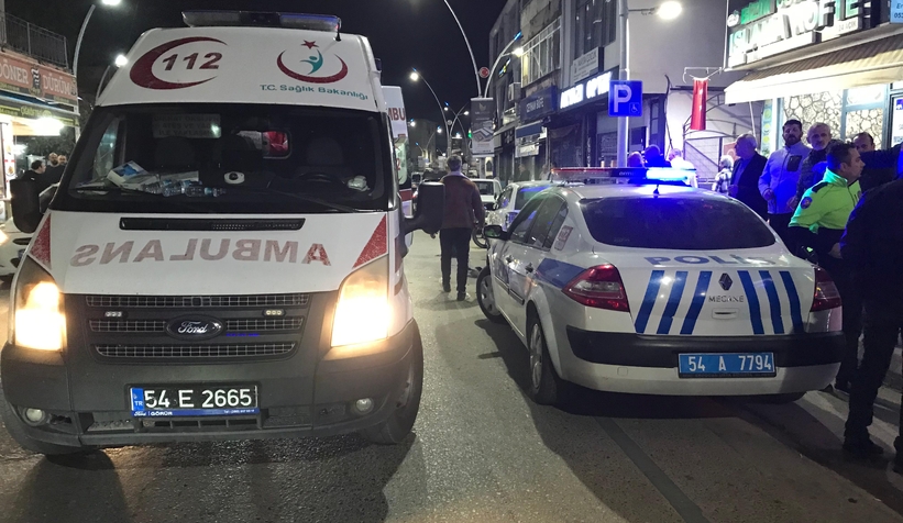 Akyazıda kaza: 5 yaralı