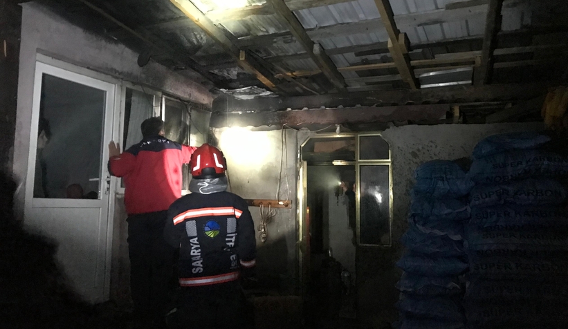 Akyazıda korkutan yangın